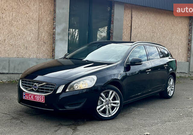 Черный Вольво B60, объемом двигателя 1.6 л и пробегом 270 тыс. км за 9600 $, фото 1 на Automoto.ua