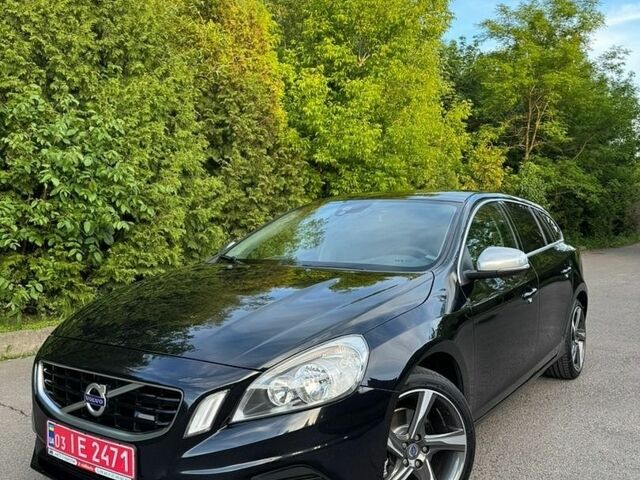 Чорний Вольво B60, об'ємом двигуна 2 л та пробігом 174 тис. км за 12550 $, фото 1 на Automoto.ua