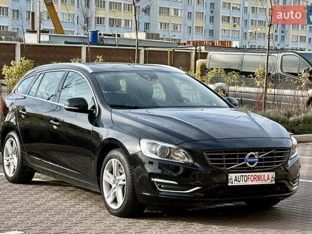 Чорний Вольво B60, об'ємом двигуна 2.4 л та пробігом 230 тис. км за 14990 $, фото 1 на Automoto.ua