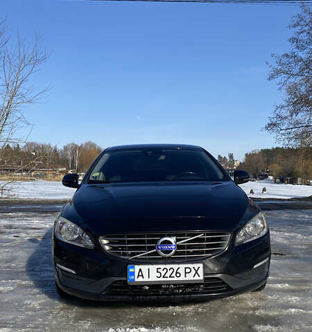 Черный Вольво B60, объемом двигателя 1.97 л и пробегом 260 тыс. км за 10699 $, фото 1 на Automoto.ua