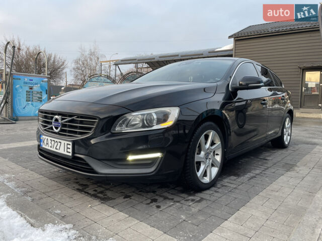 Черный Вольво B60, объемом двигателя 1.6 л и пробегом 260 тыс. км за 10100 $, фото 1 на Automoto.ua