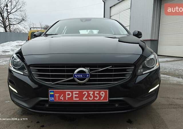 Черный Вольво B60, объемом двигателя 1.99 л и пробегом 252 тыс. км за 12700 $, фото 1 на Automoto.ua