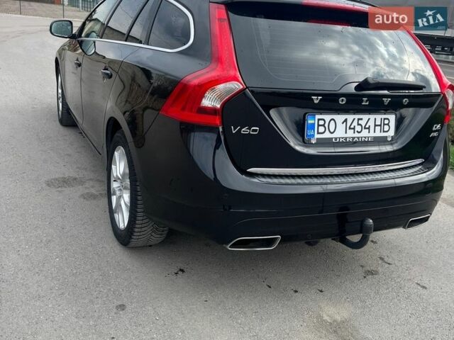 Черный Вольво B60, объемом двигателя 2.4 л и пробегом 298 тыс. км за 14100 $, фото 1 на Automoto.ua