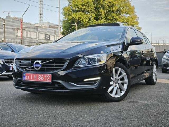 Чорний Вольво B60, об'ємом двигуна 2 л та пробігом 225 тис. км за 16588 $, фото 1 на Automoto.ua