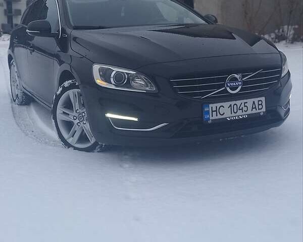 Чорний Вольво B60, об'ємом двигуна 2.4 л та пробігом 273 тис. км за 15900 $, фото 1 на Automoto.ua