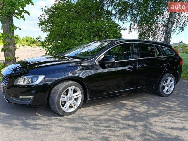 Чорний Вольво B60, об'ємом двигуна 2 л та пробігом 246 тис. км за 9990 $, фото 1 на Automoto.ua