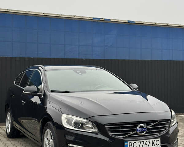 Черный Вольво B60, объемом двигателя 1.56 л и пробегом 246 тыс. км за 13800 $, фото 1 на Automoto.ua