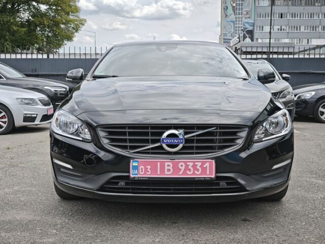 Чорний Вольво B60, об'ємом двигуна 2 л та пробігом 265 тис. км за 14499 $, фото 1 на Automoto.ua