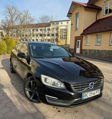 Черный Вольво B60, объемом двигателя 1.56 л и пробегом 260 тыс. км за 10500 $, фото 1 на Automoto.ua