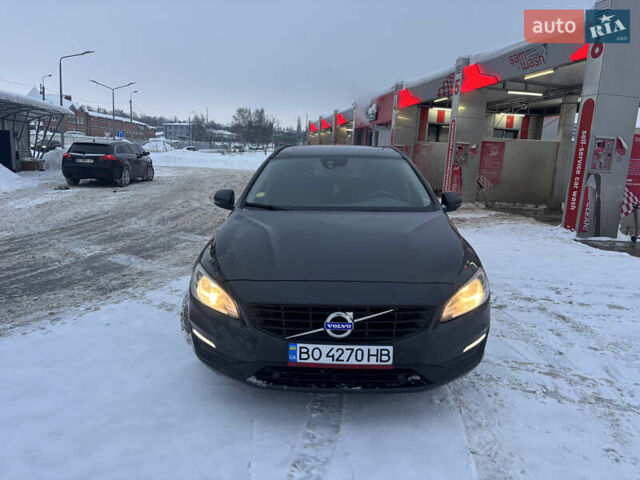 Черный Вольво B60, объемом двигателя 2 л и пробегом 278 тыс. км за 10800 $, фото 1 на Automoto.ua