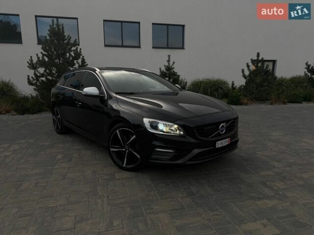 Черный Вольво B60, объемом двигателя 2.4 л и пробегом 260 тыс. км за 14999 $, фото 1 на Automoto.ua