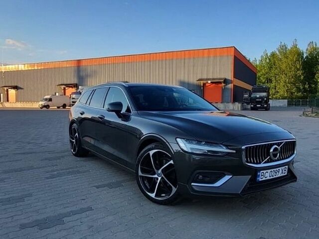 Черный Вольво B60, объемом двигателя 1.97 л и пробегом 245 тыс. км за 22200 $, фото 1 на Automoto.ua