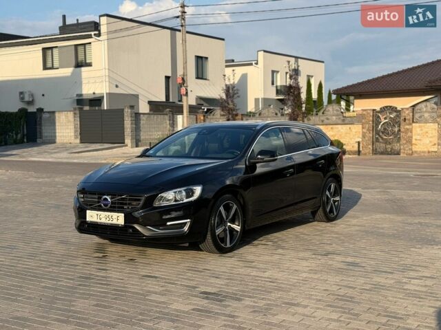 Чорний Вольво B60, об'ємом двигуна 2 л та пробігом 184 тис. км за 16100 $, фото 1 на Automoto.ua