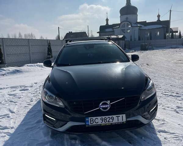 Черный Вольво B60, объемом двигателя 2 л и пробегом 203 тыс. км за 17300 $, фото 1 на Automoto.ua