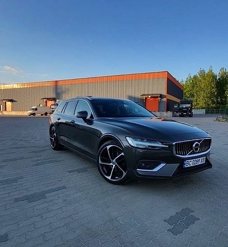 Чорний Вольво B60, об'ємом двигуна 1.97 л та пробігом 245 тис. км за 22200 $, фото 1 на Automoto.ua