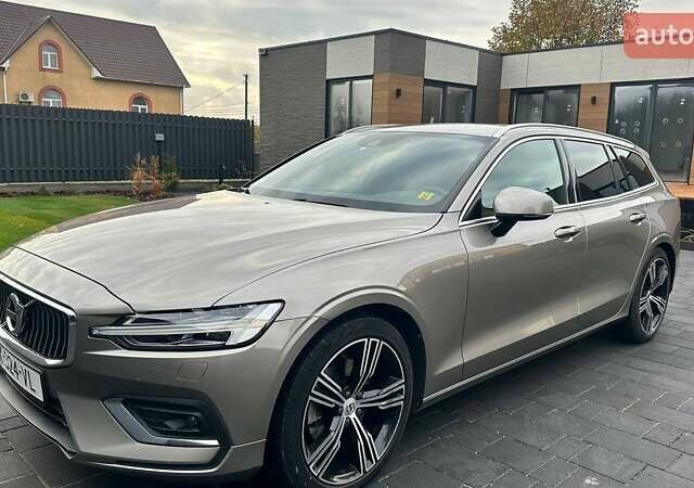 Коричневий Вольво B60, об'ємом двигуна 1.97 л та пробігом 129 тис. км за 26200 $, фото 1 на Automoto.ua