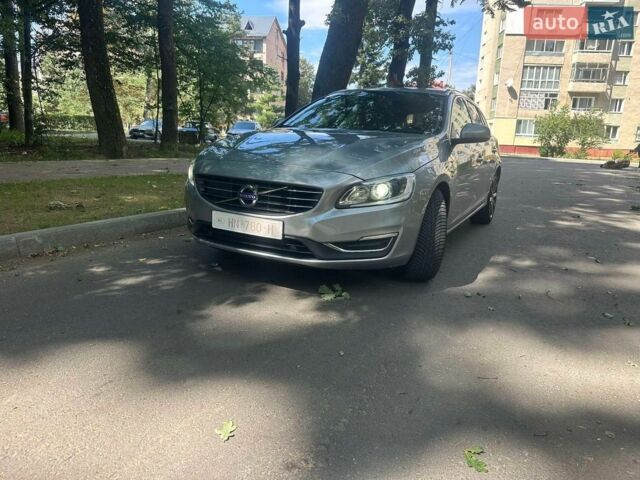 Вольво B60, объемом двигателя 0 л и пробегом 269 тыс. км за 15300 $, фото 1 на Automoto.ua