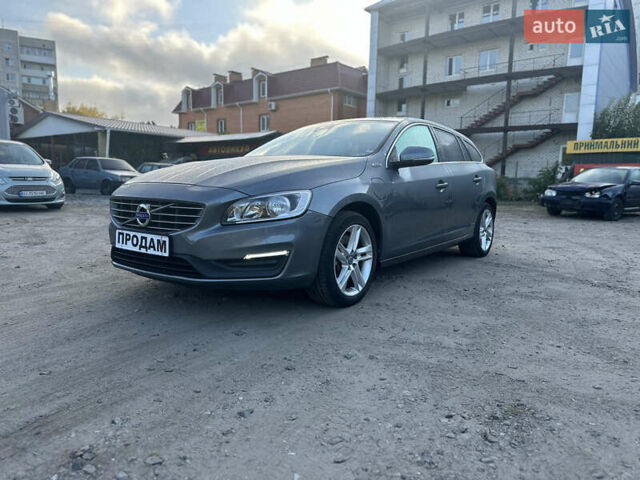 Вольво B60, объемом двигателя 2.4 л и пробегом 180 тыс. км за 16800 $, фото 1 на Automoto.ua
