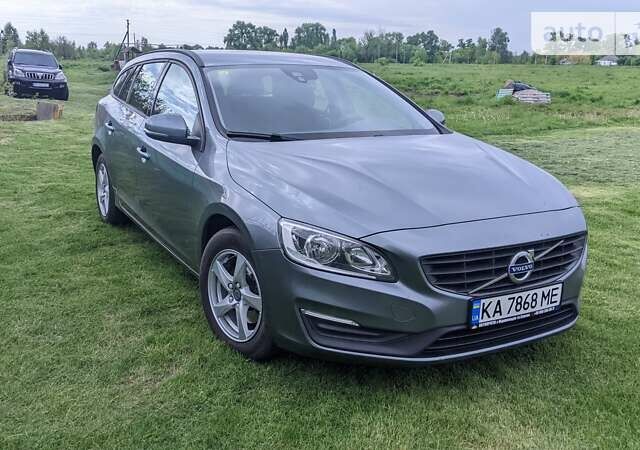 Вольво B60, объемом двигателя 1.97 л и пробегом 206 тыс. км за 17100 $, фото 1 на Automoto.ua