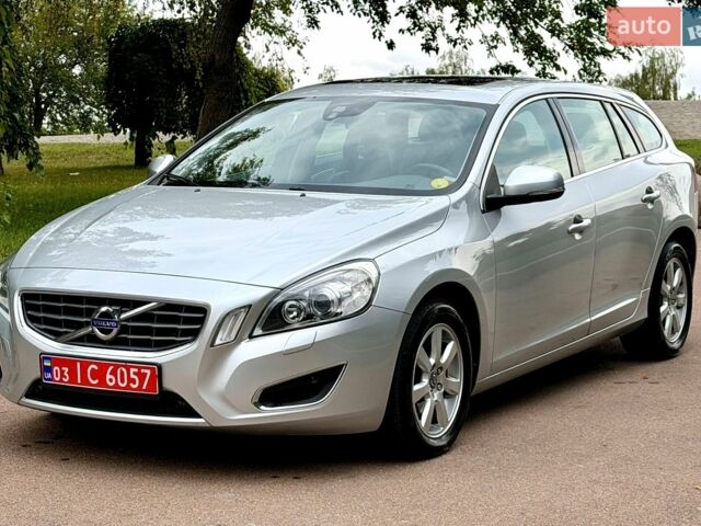 Серый Вольво B60, объемом двигателя 2 л и пробегом 219 тыс. км за 11650 $, фото 1 на Automoto.ua