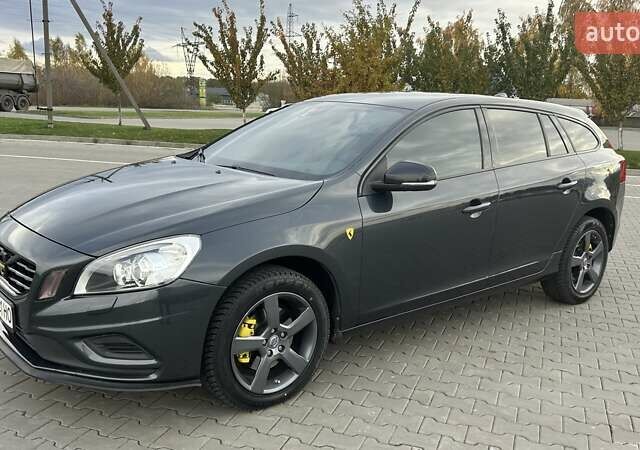 Вольво B60 2011 в Луцке на Automoto.ua Серый Вольво B60, объемом двигателя 1.98 л и пробегом 287 тыс. км за 12500 $, фото 1 на Automoto.ua