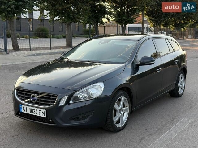 Сірий Вольво B60, об'ємом двигуна 2.4 л та пробігом 246 тис. км за 9500 $, фото 1 на Automoto.ua