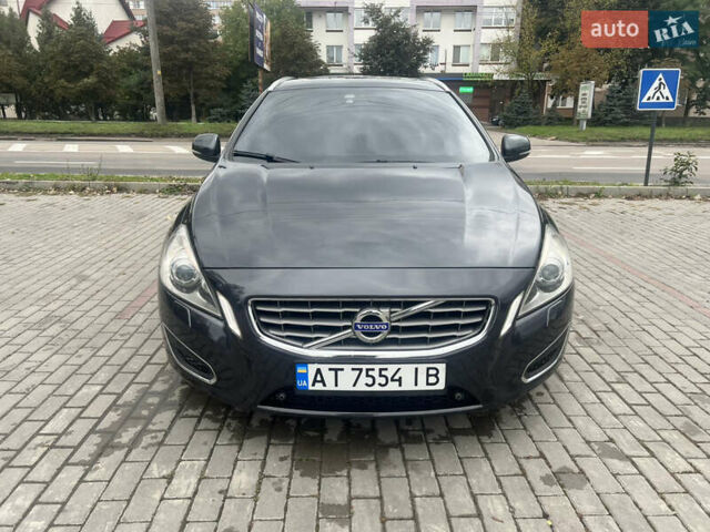 Сірий Вольво B60, об'ємом двигуна 2.4 л та пробігом 350 тис. км за 11450 $, фото 1 на Automoto.ua
