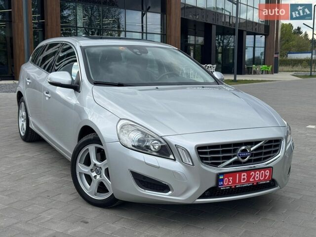Сірий Вольво B60, об'ємом двигуна 2 л та пробігом 243 тис. км за 11200 $, фото 1 на Automoto.ua