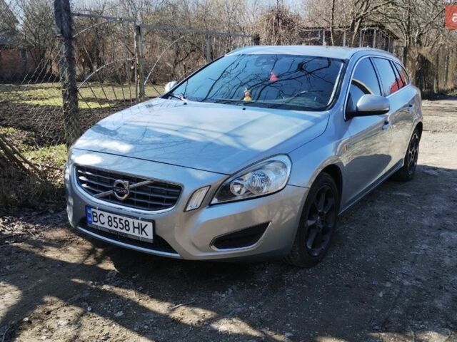 Серый Вольво B60, объемом двигателя 1.56 л и пробегом 221 тыс. км за 10499 $, фото 1 на Automoto.ua