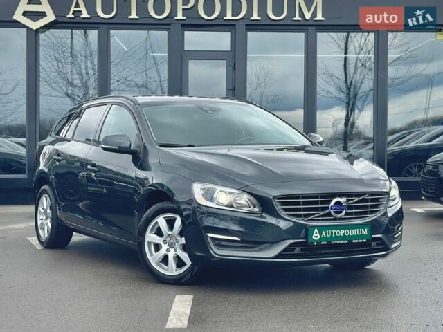 Серый Вольво B60, объемом двигателя 2 л и пробегом 109 тыс. км за 13500 $, фото 1 на Automoto.ua