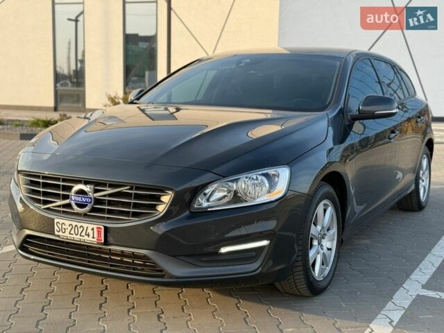 Сірий Вольво B60, об'ємом двигуна 2.4 л та пробігом 256 тис. км за 13900 $, фото 1 на Automoto.ua