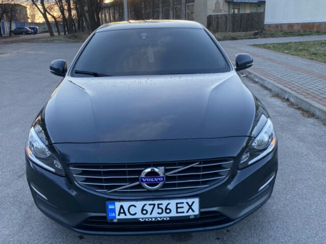 Сірий Вольво B60, об'ємом двигуна 2 л та пробігом 267 тис. км за 13300 $, фото 1 на Automoto.ua