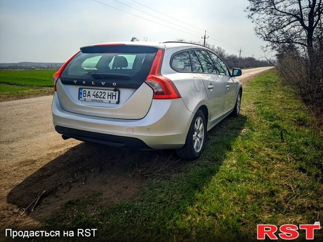 Сірий Вольво B60, об'ємом двигуна 2 л та пробігом 235 тис. км за 10700 $, фото 1 на Automoto.ua