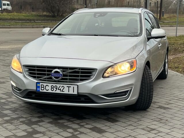 Серый Вольво B60, объемом двигателя 2 л и пробегом 154 тыс. км за 12900 $, фото 1 на Automoto.ua