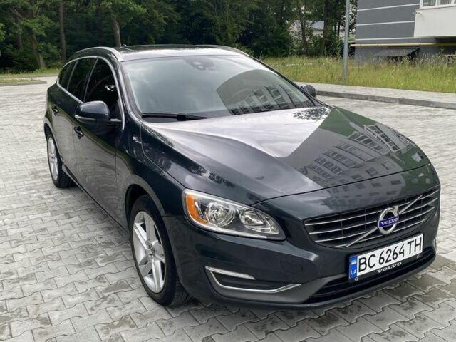 Сірий Вольво B60, об'ємом двигуна 2 л та пробігом 255 тис. км за 12500 $, фото 1 на Automoto.ua