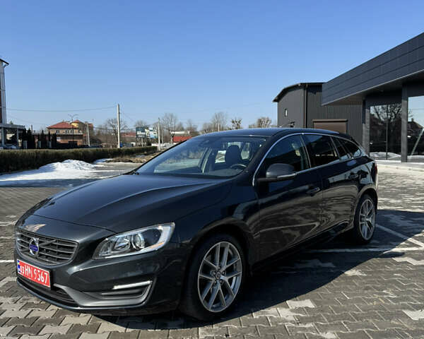 Сірий Вольво B60, об'ємом двигуна 1.97 л та пробігом 279 тис. км за 14200 $, фото 1 на Automoto.ua