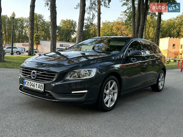 Сірий Вольво B60, об'ємом двигуна 1.56 л та пробігом 290 тис. км за 11400 $, фото 1 на Automoto.ua