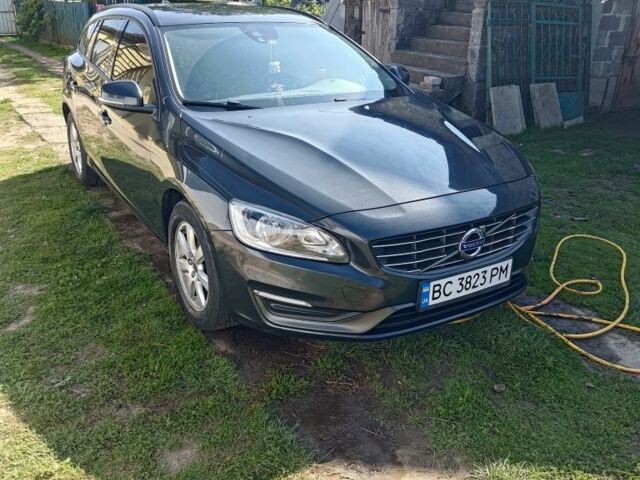 Сірий Вольво B60, об'ємом двигуна 1.6 л та пробігом 10 тис. км за 11227 $, фото 1 на Automoto.ua