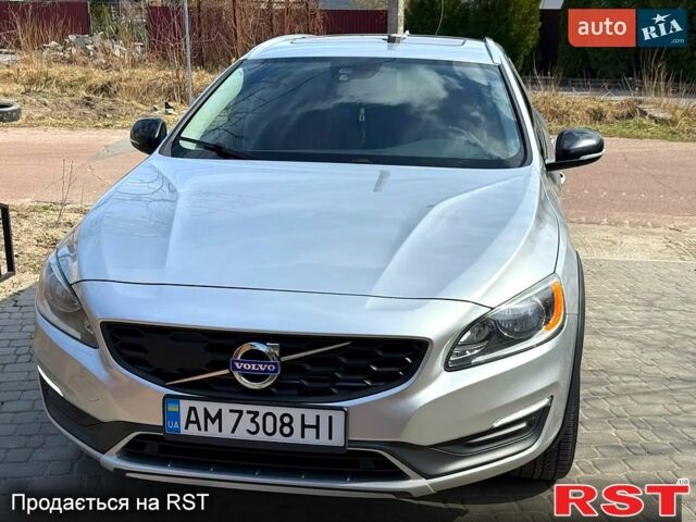 Сірий Вольво B60, об'ємом двигуна 2.5 л та пробігом 86 тис. км за 16000 $, фото 1 на Automoto.ua