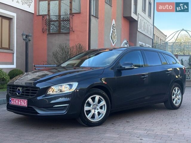 Серый Вольво B60, объемом двигателя 1.6 л и пробегом 206 тыс. км за 12200 $, фото 1 на Automoto.ua