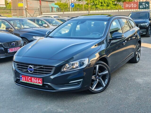 Сірий Вольво B60, об'ємом двигуна 2 л та пробігом 233 тис. км за 15499 $, фото 1 на Automoto.ua