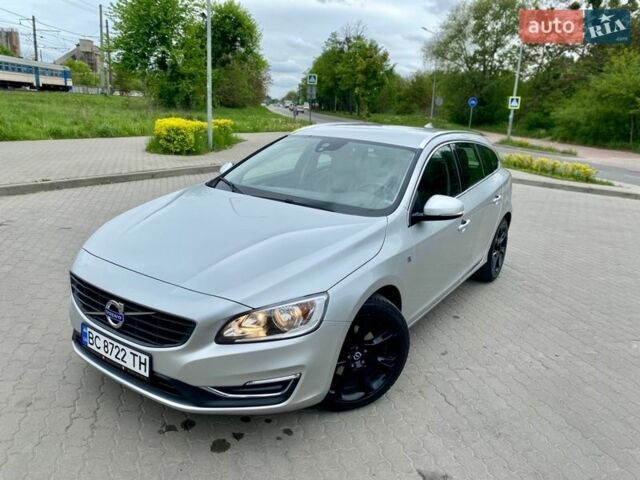 Сірий Вольво B60, об'ємом двигуна 1.97 л та пробігом 218 тис. км за 11555 $, фото 1 на Automoto.ua