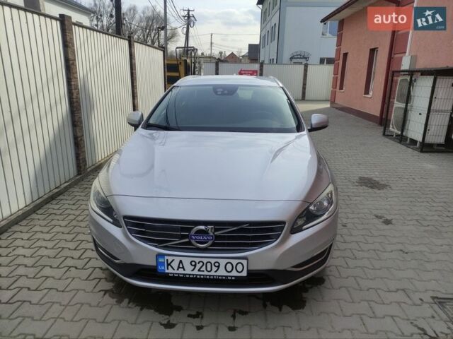 Серый Вольво B60, объемом двигателя 1.97 л и пробегом 234 тыс. км за 14300 $, фото 1 на Automoto.ua