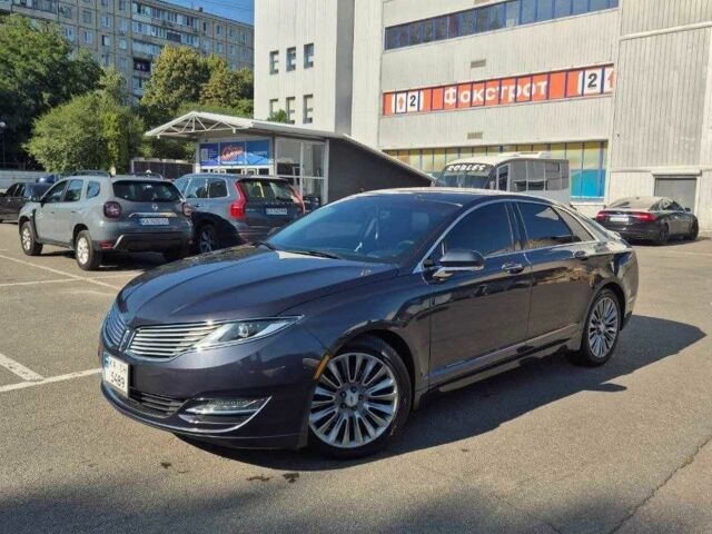 Сірий Вольво B60, об'ємом двигуна 2 л та пробігом 236 тис. км за 16248 $, фото 1 на Automoto.ua