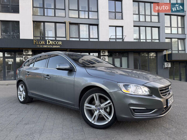 Серый Вольво B60, объемом двигателя 1.97 л и пробегом 107 тыс. км за 12700 $, фото 1 на Automoto.ua
