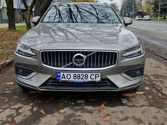 Серый Вольво B60, объемом двигателя 1.97 л и пробегом 80 тыс. км за 24800 $, фото 1 на Automoto.ua
