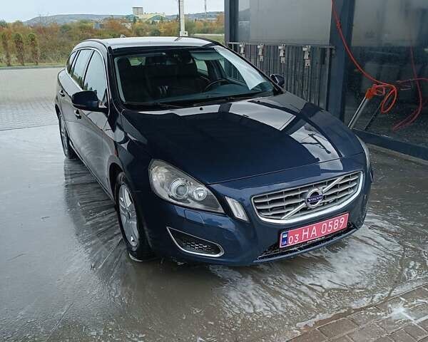 Синій Вольво B60, об'ємом двигуна 1.6 л та пробігом 295 тис. км за 8200 $, фото 1 на Automoto.ua