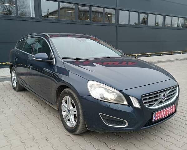 Синий Вольво B60, объемом двигателя 1.6 л и пробегом 295 тыс. км за 7900 $, фото 1 на Automoto.ua
