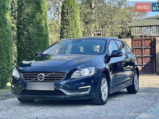 Синій Вольво B60, об'ємом двигуна 1.6 л та пробігом 291 тис. км за 10999 $, фото 1 на Automoto.ua