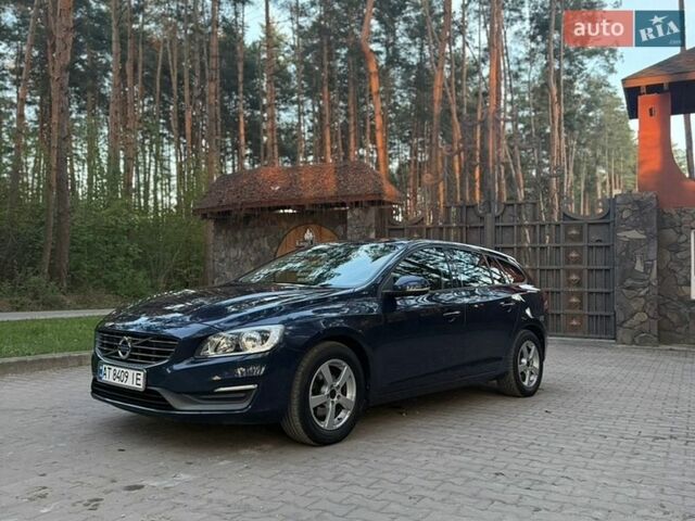 Синий Вольво B60, объемом двигателя 1.56 л и пробегом 293 тыс. км за 11300 $, фото 1 на Automoto.ua